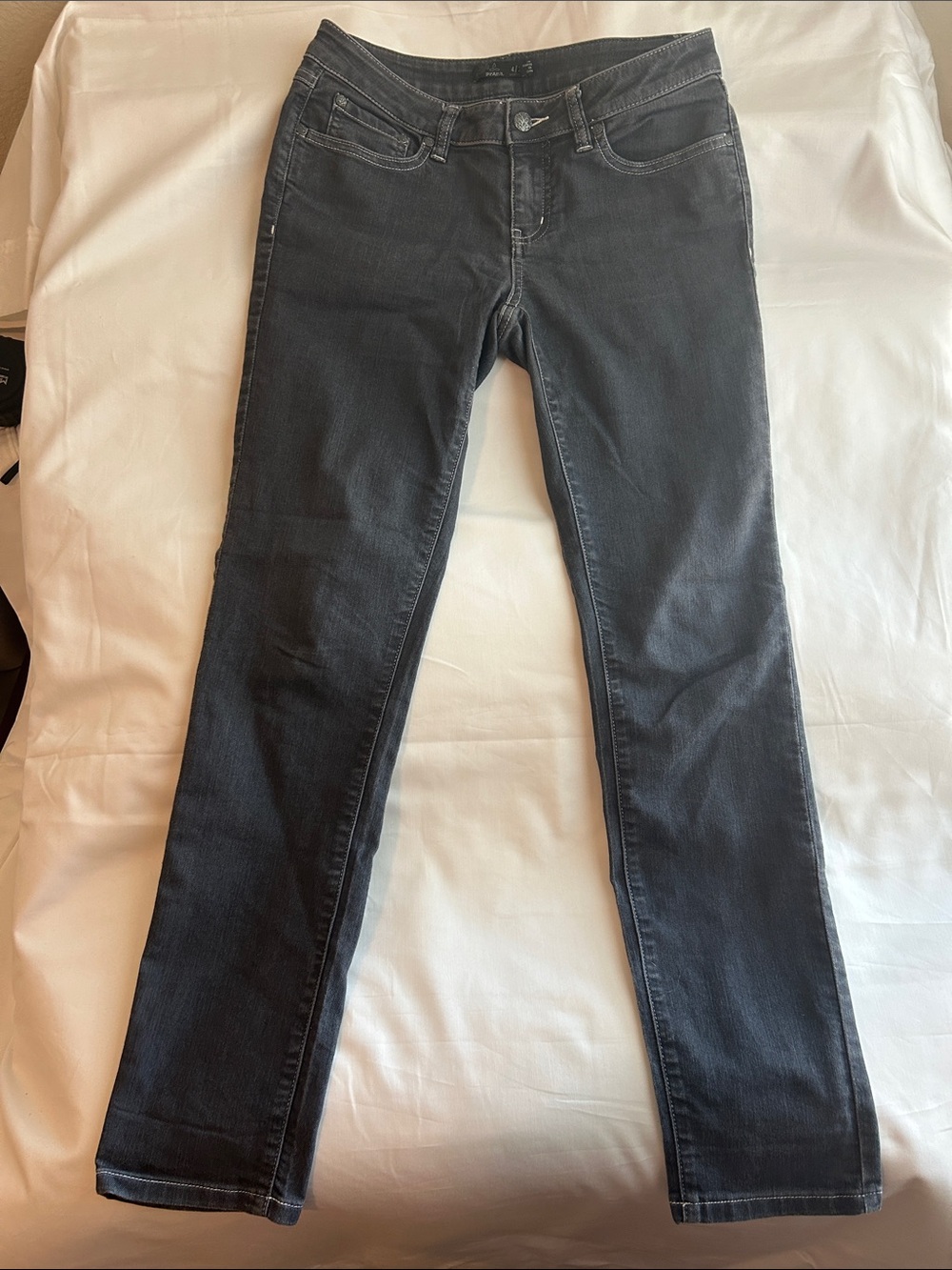 Prana Women’s Skinny Jeans in Charcoal